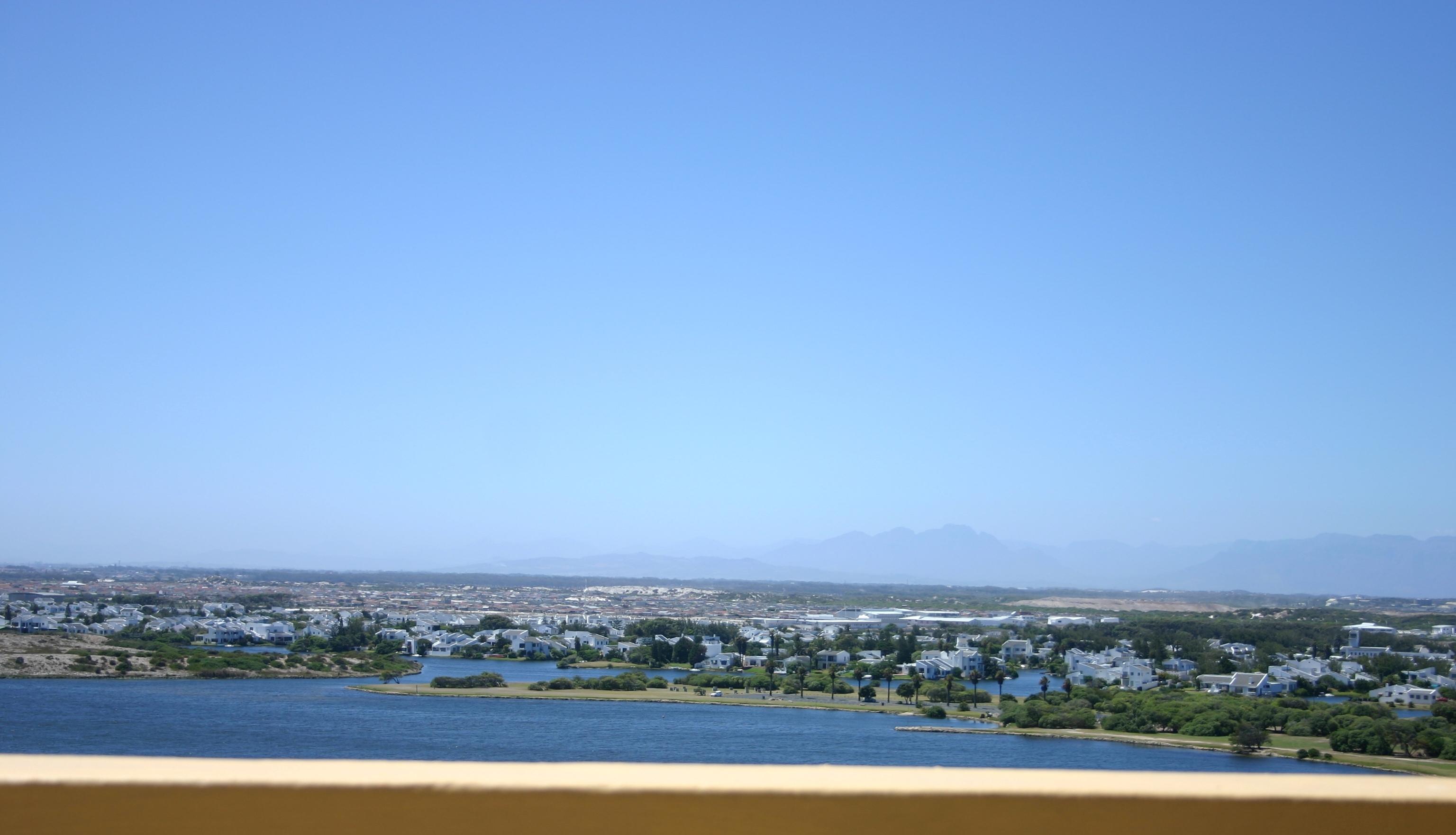 Colona Castle Hotel Lakeside Bagian luar foto